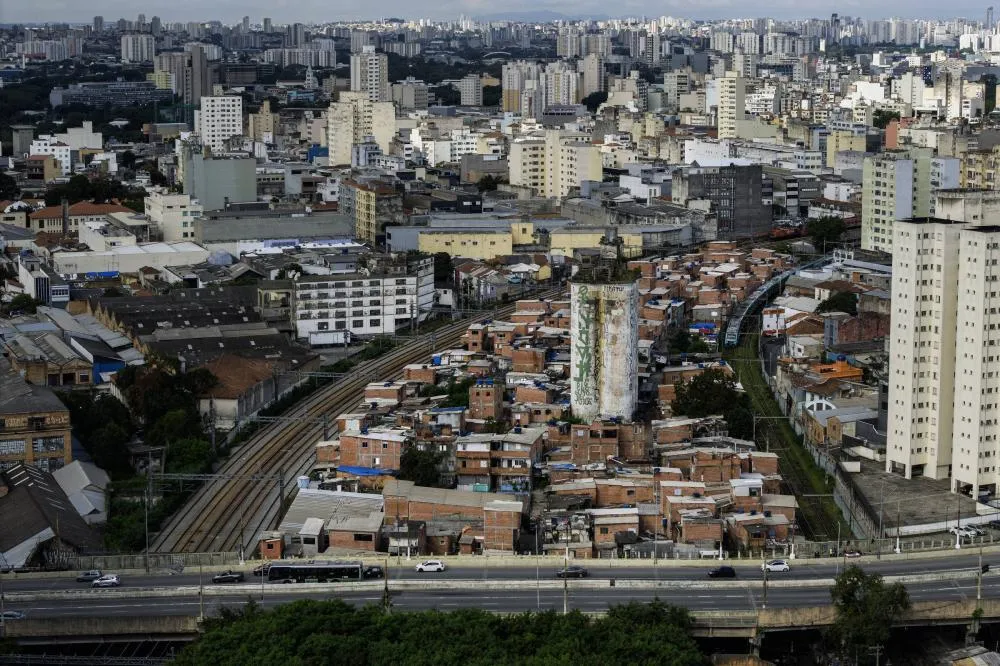 Favela do Moinho: operação policial e acordo habitacional consolidam ofensiva no centro de São Paulo